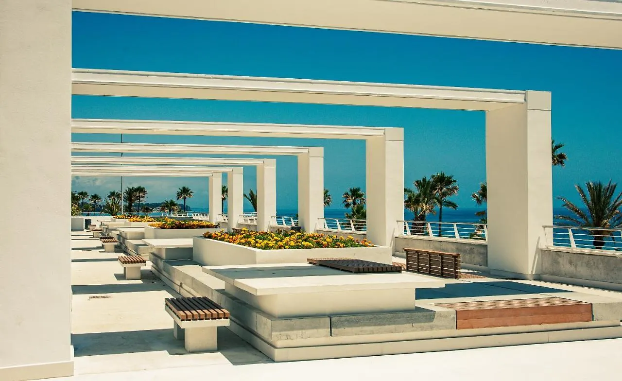 Apartment El Faro Estepona Spain